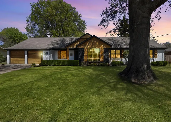 10min To Expo - Family-friendly With Office & Playroom Holiday home Tulsa